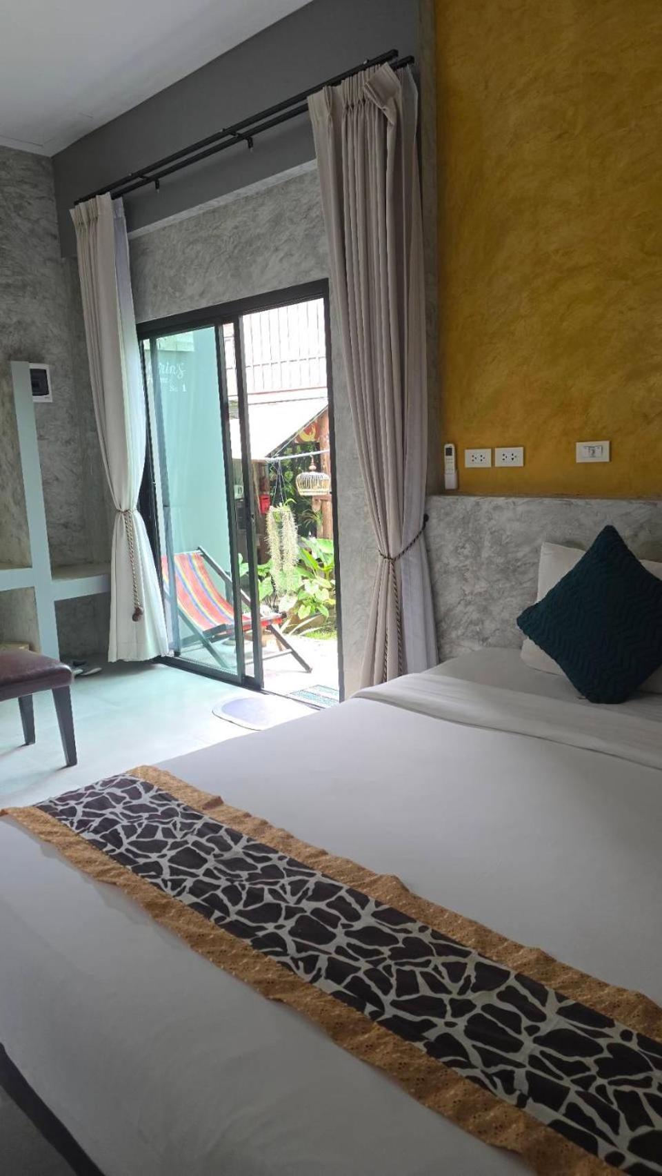 Marin' S Home Thalang Exterior photo